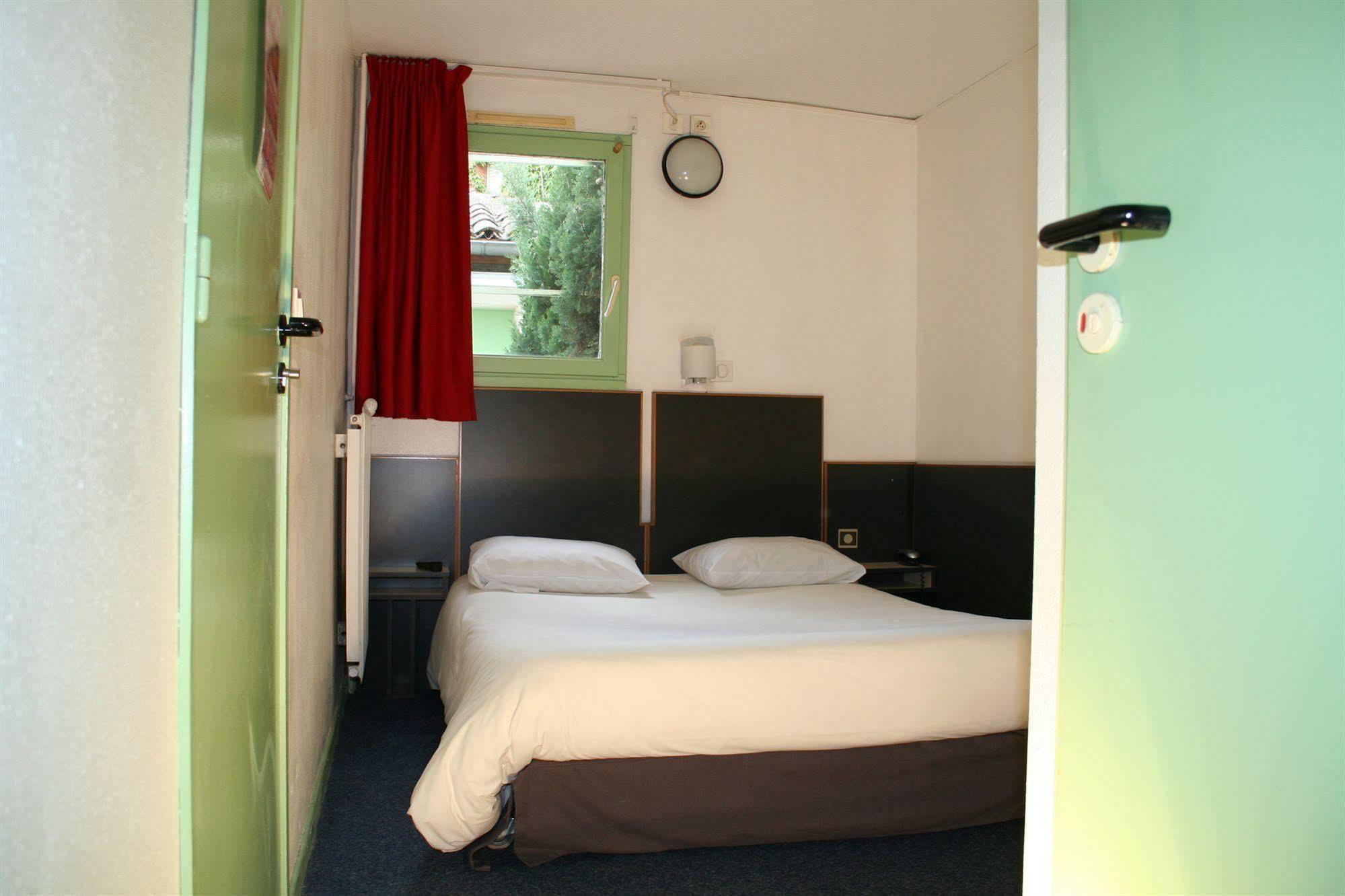 La Chartreuse Hotel
